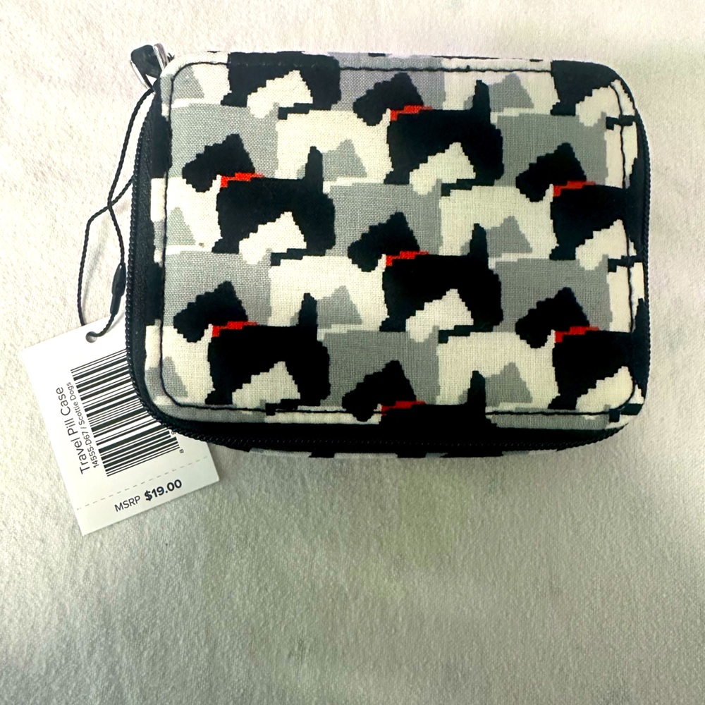 NWT Vera Bradley zip case